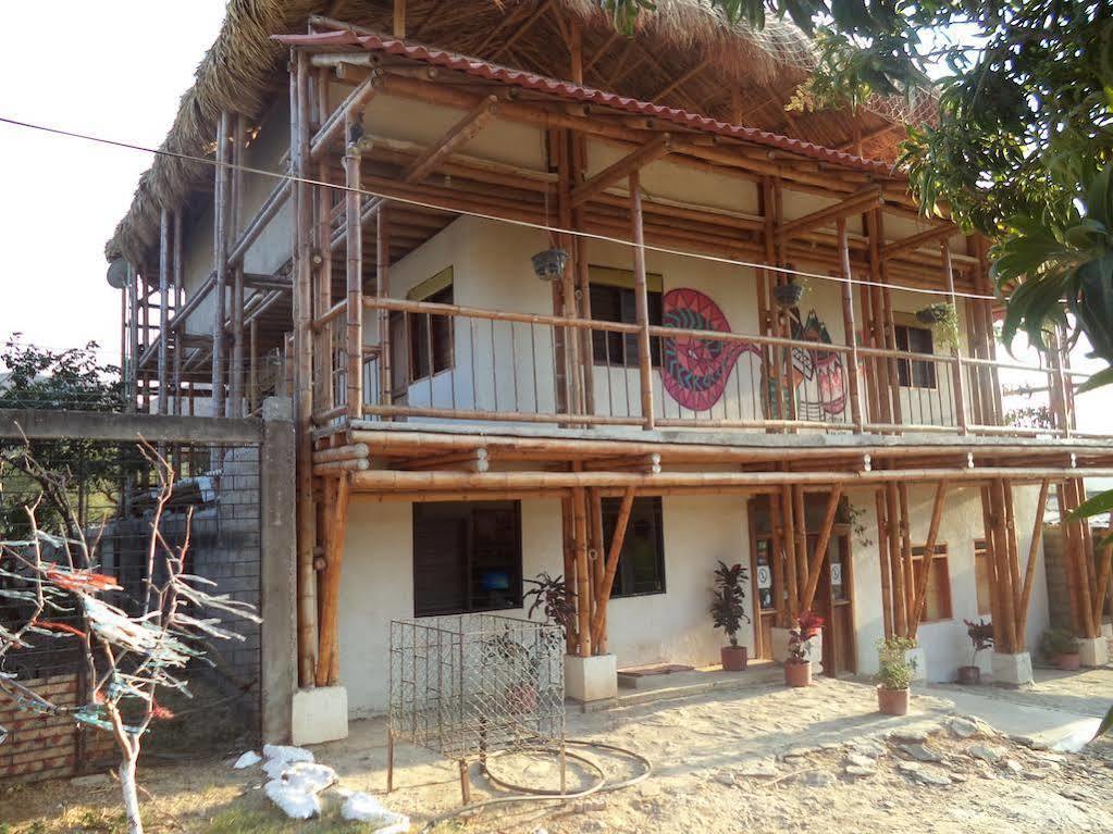 La Tortuga Hostel Taganga Exterior photo